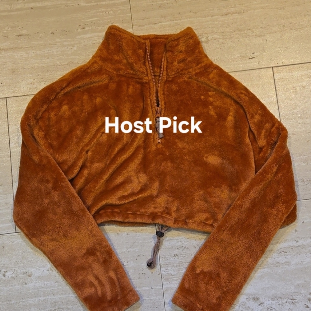 Urban Outfitters Half-Zip Toggle Drawstring Teddy Bear Plush Sweatshirt Jacket